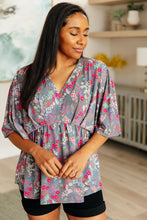 Load image into Gallery viewer, DEAR SCARLETT- Dreamer Peplum Top in Grey and Pink Floral
