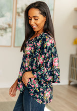 Load image into Gallery viewer, DEAR SCARLETT- Dreamer Top in Navy and Pink Vintage Bouquet
