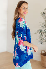 Load image into Gallery viewer, DEAR SCARLETT- Essential Blouse in Royal and Pink Floral
