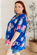 Load image into Gallery viewer, DEAR SCARLETT- Essential Blouse in Royal and Pink Floral
