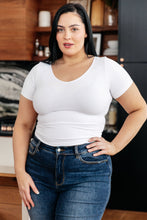 Load image into Gallery viewer, YALETE- Everyday Scoop Neck Short Sleeve Top in White (Reg &amp; Curvy)
