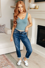 Load image into Gallery viewer, YELETE- Fundamentals Ribbed Seamless Reversible Tank in Vintage Blue
