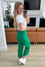 Load image into Gallery viewer, JUDY BLUE- Lisa High Rise Control Top Wide Leg Crop Jeans in Kelly Green
