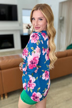 Load image into Gallery viewer, DEAR SCARLETT- Lizzy Top in Teal and Magenta Floral
