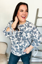 Load image into Gallery viewer, Vintage Chic Navy &amp; Ivory Three-Quarter Bow Sleeve Contrast Stripe Blouse

