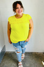 Load image into Gallery viewer, Yellow Wide Rib Frilled Short Sleeve Yoke Top

