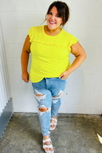 Load image into Gallery viewer, Yellow Wide Rib Frilled Short Sleeve Yoke Top
