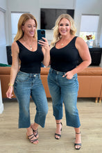 Load image into Gallery viewer, JUDY BLUE- Hayes High Rise Wide Leg Crop Jeans
