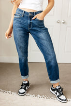 Load image into Gallery viewer, JUDY BLUE- London Midrise Cuffed Boyfriend Jeans
