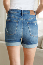 Load image into Gallery viewer, JUDY BLUE- Jessica High Rise Control Top Vintage Wash Cuffed Shorts
