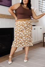 Load image into Gallery viewer, SP24- Kiss from a Rose Knit Pencil Skirt (Reg &amp; Curvy)
