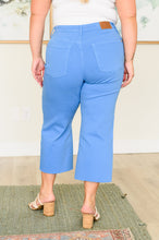 Load image into Gallery viewer, JUDY BLUE- Lisa High Rise Control Top Wide Leg Crop Jeans in Sky Blue
