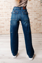 Load image into Gallery viewer, Leila High Rise Cargo Straight Jeans- JUDY BLUE
