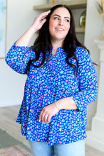Load image into Gallery viewer, DEAR SCARLETT- Lizzy Babydoll Top in Navy Abstract

