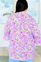 Load image into Gallery viewer, DEAR SCARLETT- Lizzy Bell Sleeve Top in Lavender Retro Ditsy Floral
