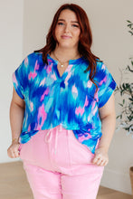 Load image into Gallery viewer, DEAR SCARLETT-  Lizzy Cap Sleeve Top in Royal Brush Strokes
