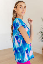 Load image into Gallery viewer, DEAR SCARLETT-  Lizzy Cap Sleeve Top in Royal Brush Strokes
