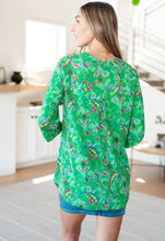Load image into Gallery viewer, DEAR SCARLETT- Lizzy Top in Emerald and Magenta Paisley
