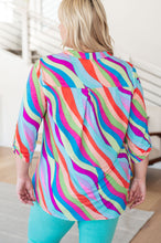 Load image into Gallery viewer, DEAR SCARLETT- Lizzy Top in Multi Mod Stripe
