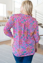 Load image into Gallery viewer, DEAR SCARLETT- Lizzy Top in Pink and Aqua Ditsy Floral
