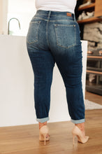 Load image into Gallery viewer, JUDY BLUE- London Midrise Cuffed Boyfriend Jeans
