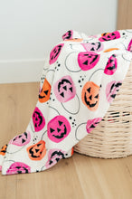 Load image into Gallery viewer, PREORDER: Halloween Fleece Blanket in Colorful Jacks
