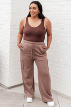 Load image into Gallery viewer, RAE MODE- Run, Don&#39;t Walk Cargo Sweatpants in Smokey Brown
