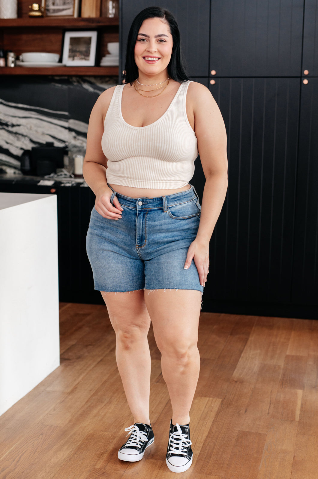 JUDY BLUE- Willa High Rise Cutoff Shorts
