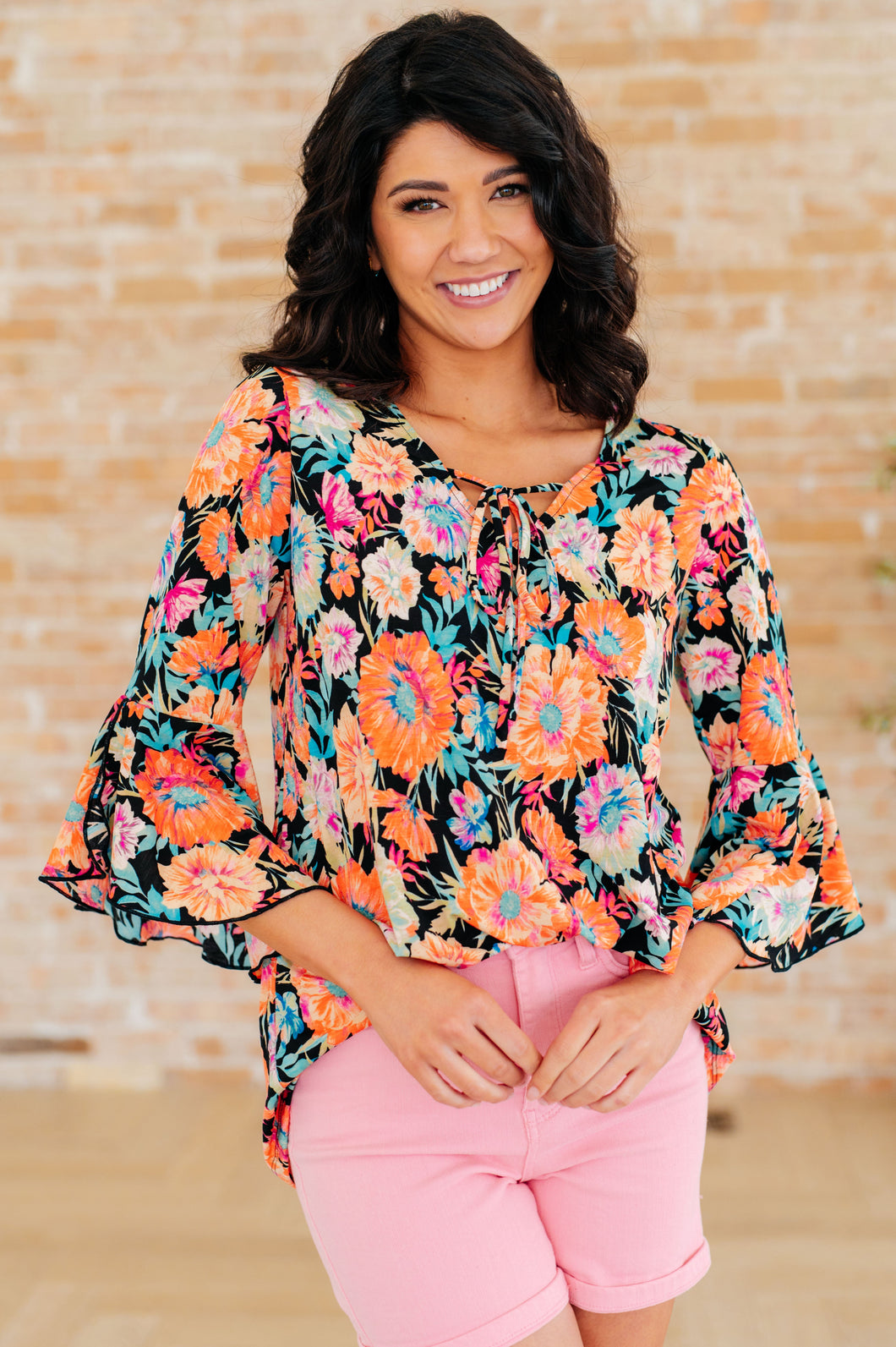 DEAR SCARLETT- Willow Bell Sleeve Top in Black and Persimmon Floral