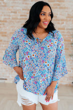 Load image into Gallery viewer, DEAR SCARLETT- Willow Bell Sleeve Top in Retro Ditsy Floral
