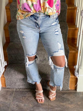 Load image into Gallery viewer, RESTOCKED *Lovervet* Rizzo High Rise Crop Straight Jeans by Vervet
