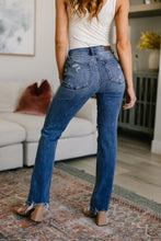 Load image into Gallery viewer, JUDY BLUE- O&#39;Hara Destroyed Straight Jeans
