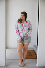 Load image into Gallery viewer, SEW IN LOVE- Thinking on It Open Back Floral Top
