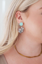 Load image into Gallery viewer, SP24- Babies Breath  Earrings

