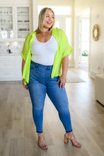 Load image into Gallery viewer, Bright Idea Button Down in Citrus- JODIFL

