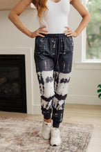 Load image into Gallery viewer, SP24- Can&#39;t Tie Me Down Joggers (Reg &amp; Curvy)
