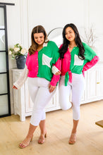 Load image into Gallery viewer, SP24- Capture the Day Two Toned Button Up Kelly
