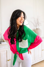 Load image into Gallery viewer, SP24- Capture the Day Two Toned Button Up Kelly

