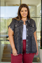 Load image into Gallery viewer, Cool and Carefree Denim Button Down (Reg &amp; Curvy)
