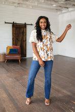 Load image into Gallery viewer, SP24- Daydreamer Mixed Floral Top
