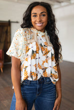 Load image into Gallery viewer, SP24- Daydreamer Mixed Floral Top
