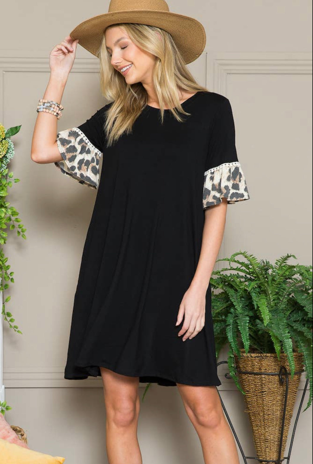 Touch of Wild Leopard Ruffle Dress (Reg)