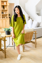 Load image into Gallery viewer, SP24- Easy Going Shift Dress (Reg &amp; Curvy)

