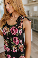 Load image into Gallery viewer, SP24- Fortuitous in Floral Maxi Dress
