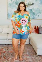 Load image into Gallery viewer, SP24- Hawaii's Finest Floral Top
