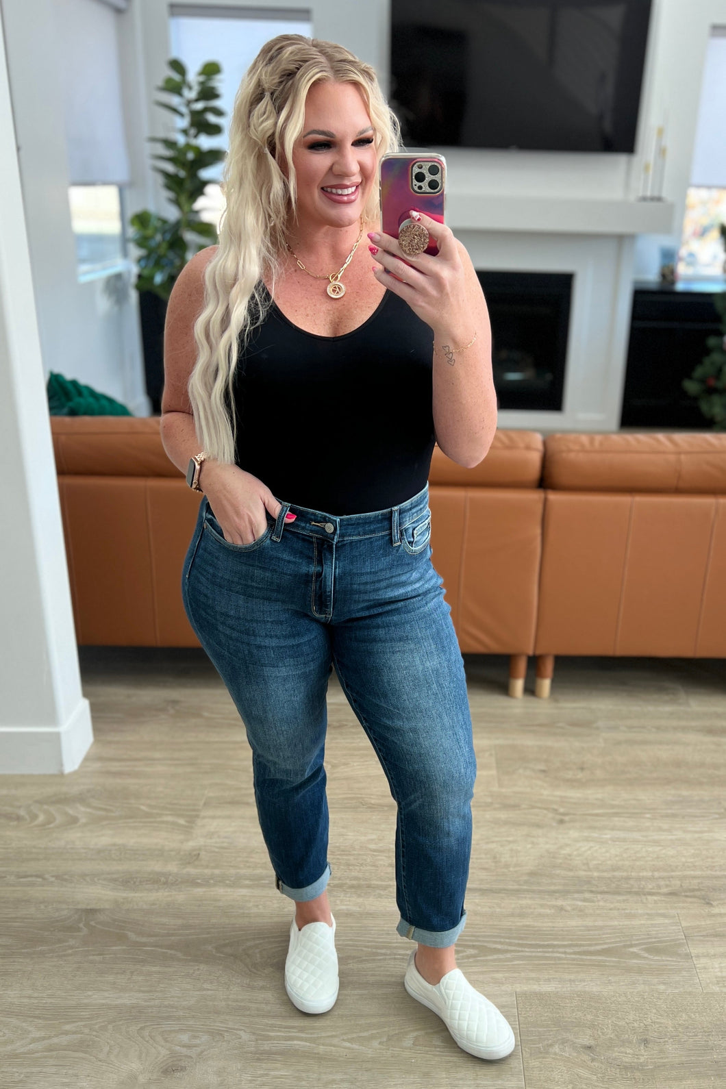 JUDY BLUE- London Midrise Cuffed Boyfriend Jeans
