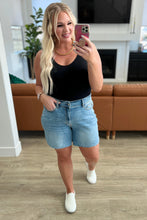Load image into Gallery viewer, JUDY BLUE- Willa High Rise Cutoff Shorts
