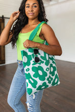 Load image into Gallery viewer, AVE SHOPS- Lazy Daisy Knit Bag in Green
