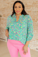 Load image into Gallery viewer, DEAR SCARLETT- Lizzy Top in Emerald Floral
