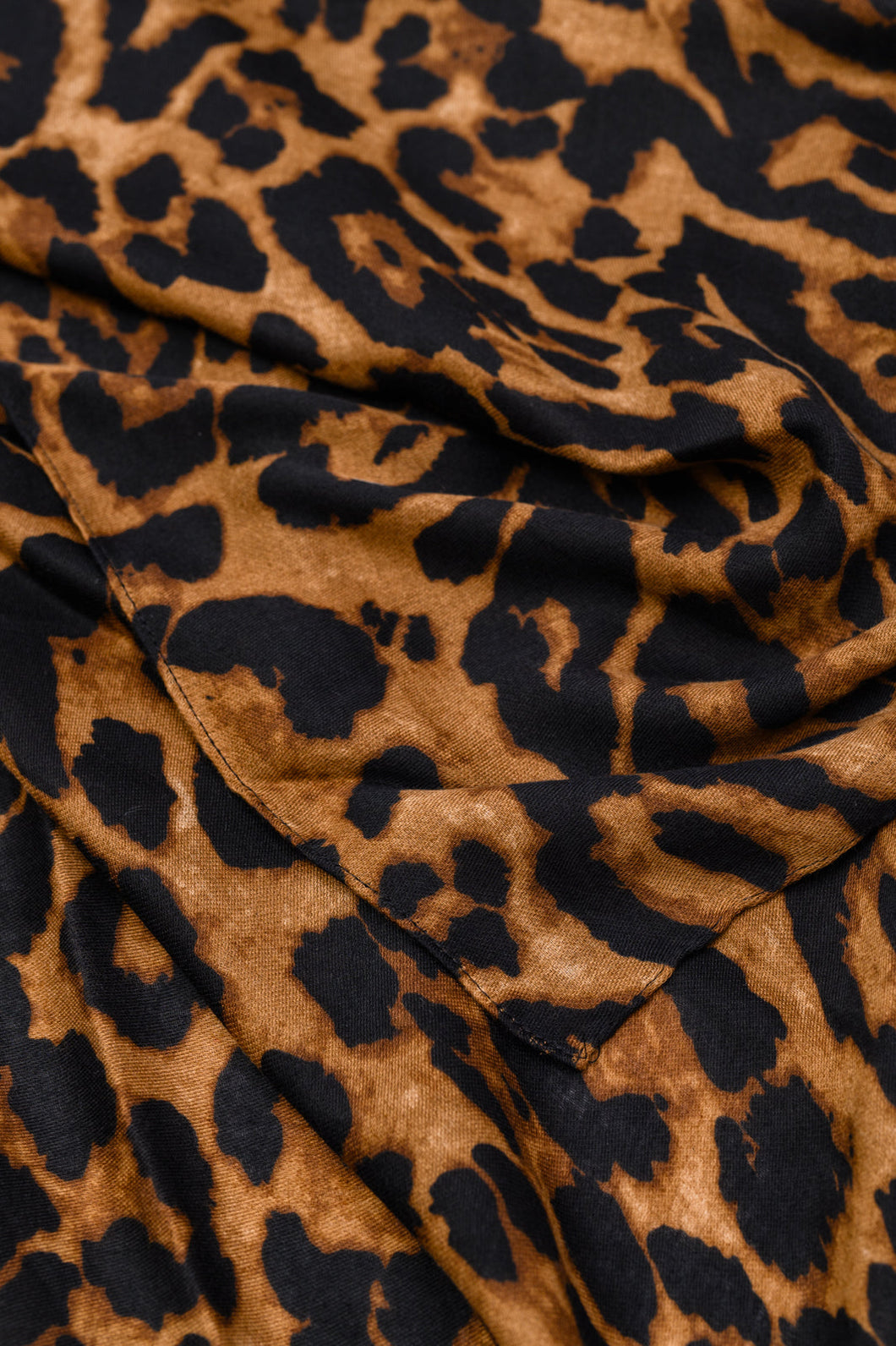 SP24- AVENUE SHOPS- Lovely Leopard Scarf